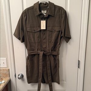 Universal Thread Olive Green Short Sleeve Jumpsuit